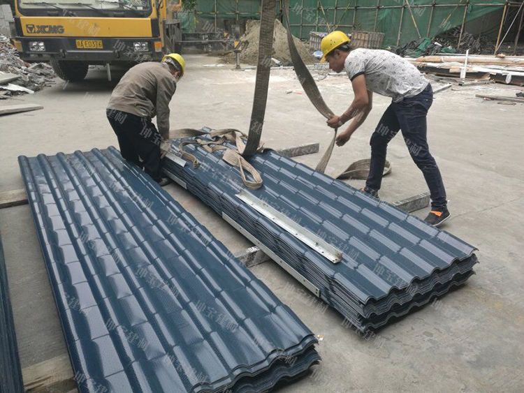 坤寶合成樹脂瓦助力成都西北中學建設(shè)健康校園