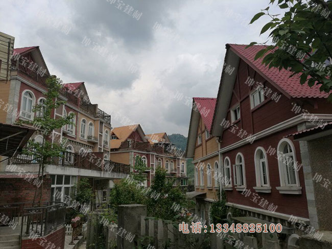 四川青城山別墅屋面使用坤寶樹(shù)脂瓦