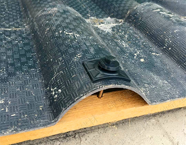 坤寶秸稈瓦質量,屋面瓦改變尋常百姓家