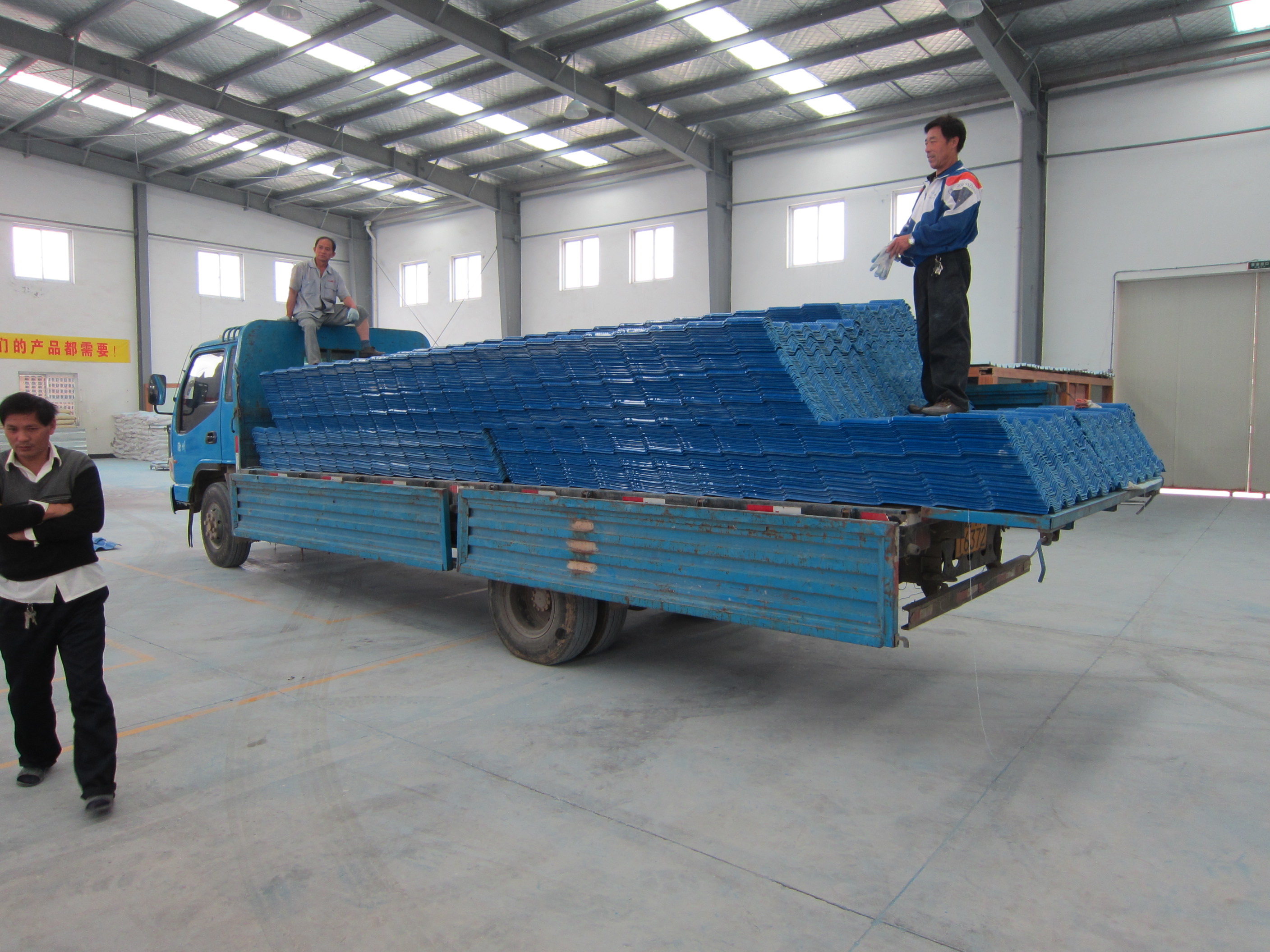 秸稈瓦好不好用?取決于這十一大優(yōu)勢值得你選購!