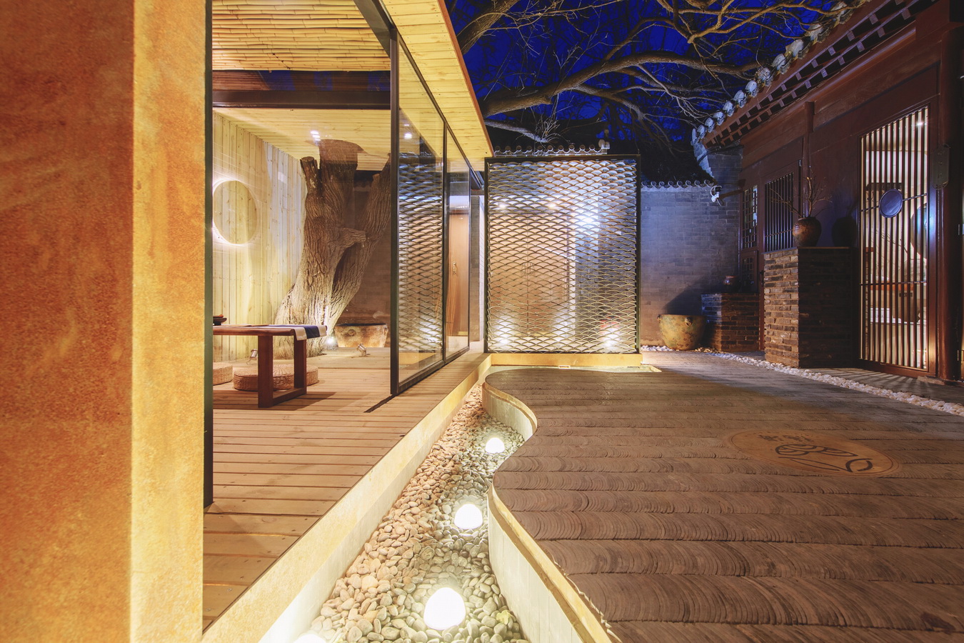 1550654170544609.jpg 調整大小 27_庭院夜景02-許小東.jpg