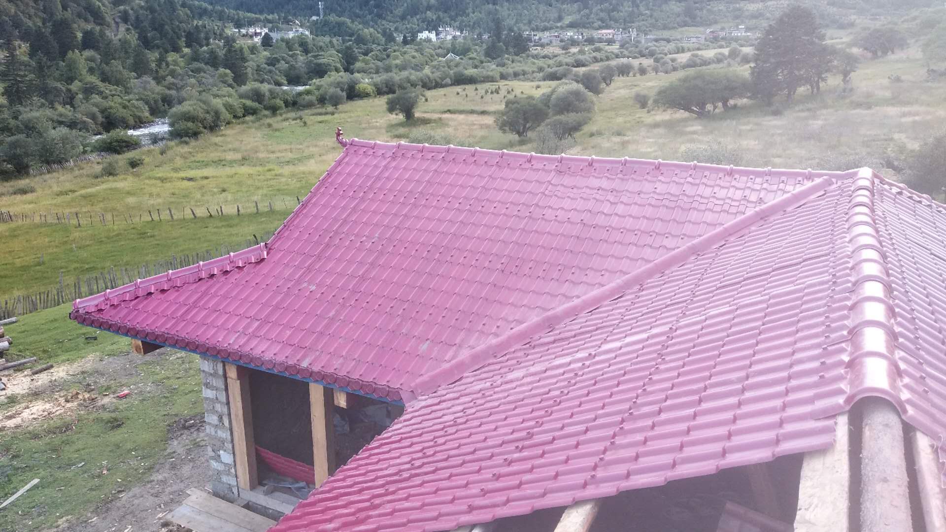 150平方米合成樹脂瓦需要多少錢?2020年最新報(bào)價(jià)